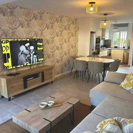Maison Conviviale